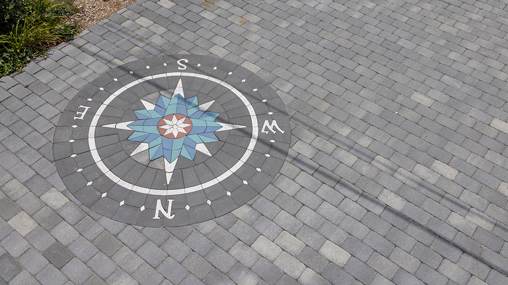 Driveway Compass