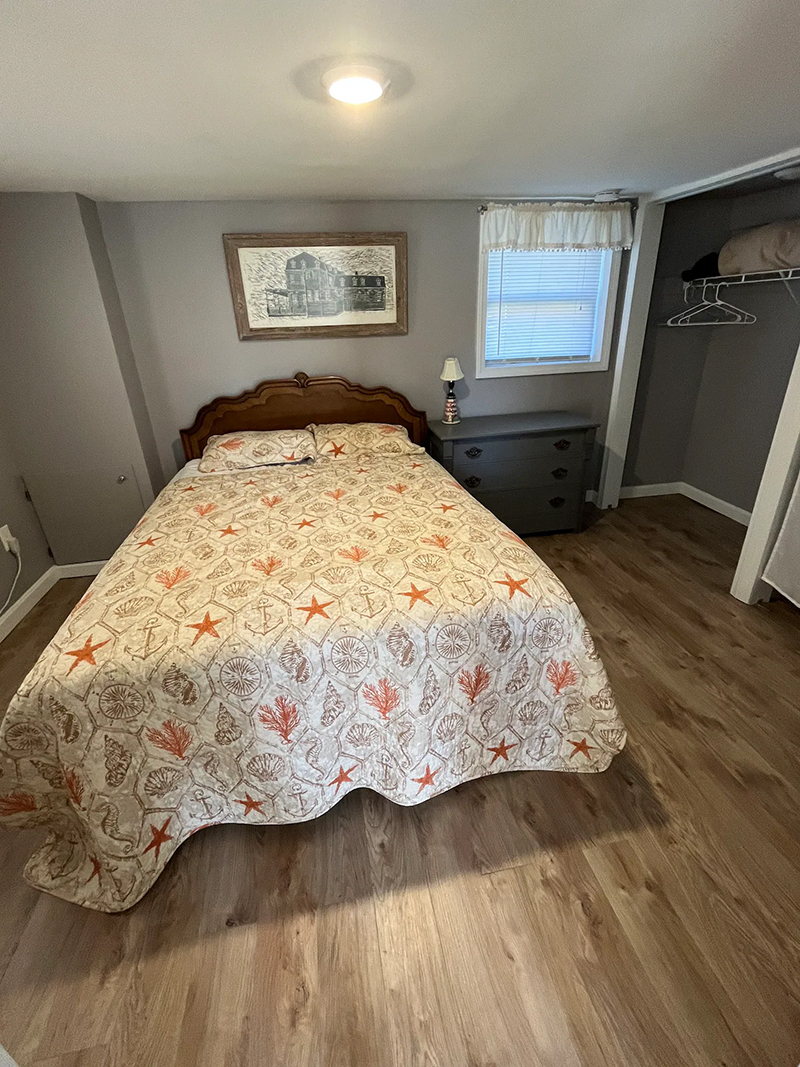 Queen Bed